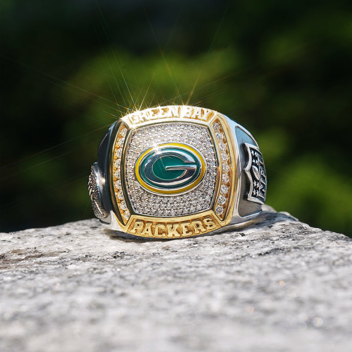 NFL GREEN BAY PACKERS MEN'S TEAM RING with 1/2 CTTW Diamonds, 10K Yellow Gold and Sterling Silver