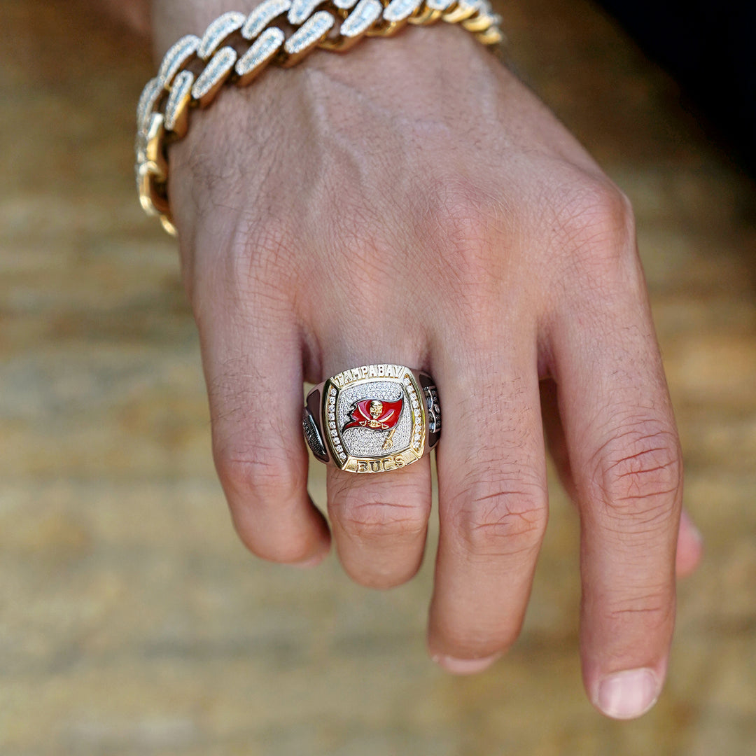 NFL TAMPA BAY BUCCANEERS MEN'S ONYX RING
 with 1/20 CTTW Diamonds and Sterling Silver